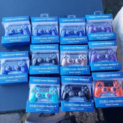 Brand new Sealed Wireless PS4 Playstation 4 PS 4 Controller $30! Each or 4 for $100!.. the Camo Or Gold one is $40! Each or 3 for $100!. Free Delivery