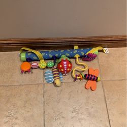 Activity Center To Hang Over Crib, Etc