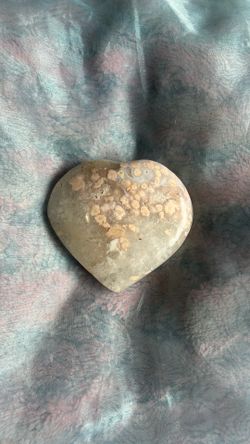 Giant heart flower agate crystal carving