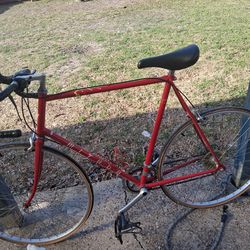 Red Miyata bike