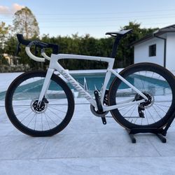 Specialized Tarmac SL7 54 CM Road Bike