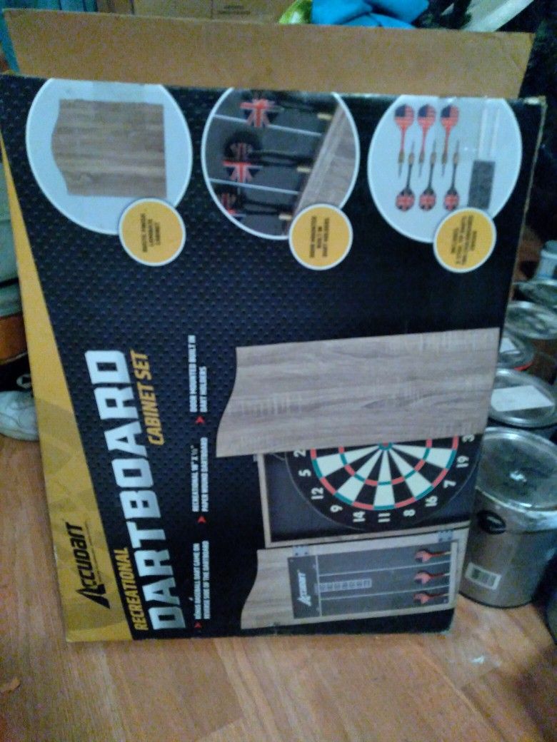 Accudart Dartboard Cabinet Set,brand New
