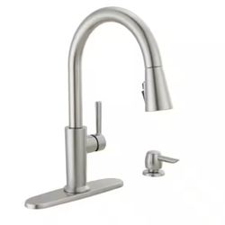 Delta Emery Single-Handle Pull-Down Sprayer Kitchen Faucet