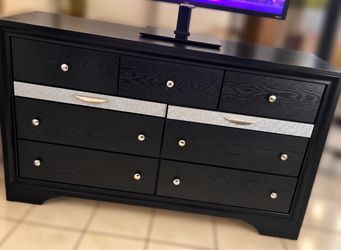 Dresser & bed frame