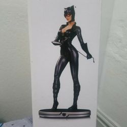 DC Collectables Cat Women Statue Limited Edition 2477 Of 5200 