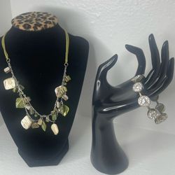 Dress Necklace And Bracelet 