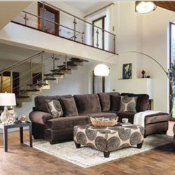 NEW PLUSH BROWN SECTIONAL SOFA (PILLOWS  INCLUDED, OTTOMAN SOLD SEPARATE)