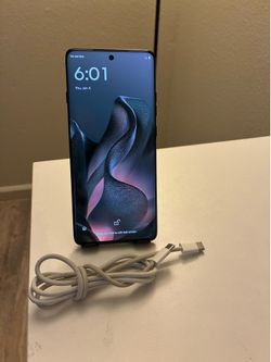 Motorola moto edge 2025 **LOCKED TO TOTAL WIRELESS