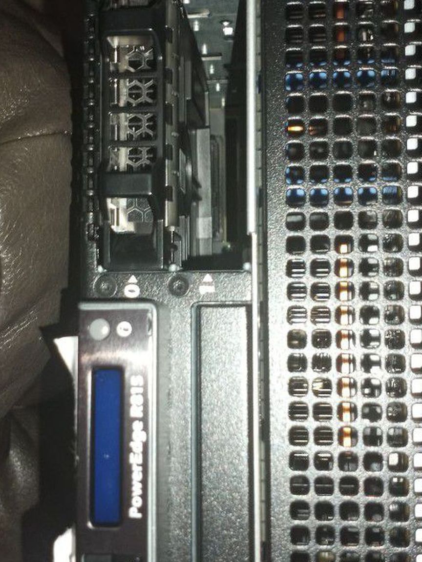 Dell Poweredge R815 LiKENEW. 8core X4 Processors .256gb Ram