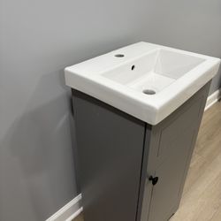 Magic Wood Buchanan 18”single Bathroom Vanity 