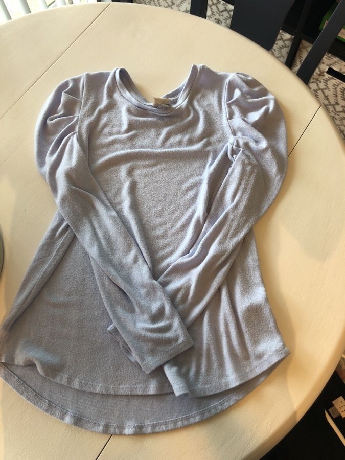 Andeawy blue sweater medium