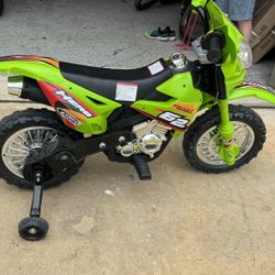 Battery Powered Dirt Bike 