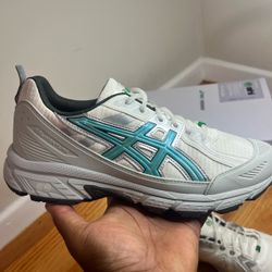 Hidden NY x ASICS Gel “Venture 6” 1203A778 100 Size 9M/10.5W
