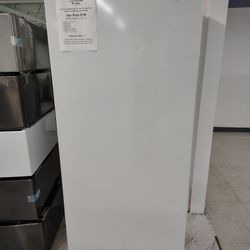 $749 (MSRP$1119, Save $620) GE 21.3 CU Ft Garage Ready Freezer With Turbo Freeze
