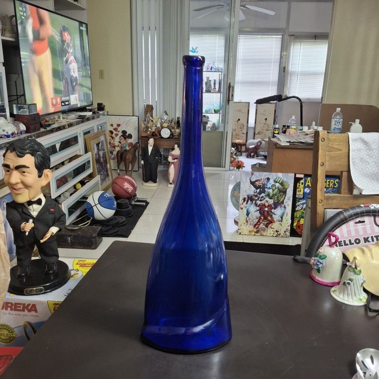 Beautiful Extra Large 19" Cobalt Blue Long Neck Bottle Decanter Suncatcher