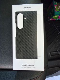 Samsung galaxy z fold ultra carbon magnet  case