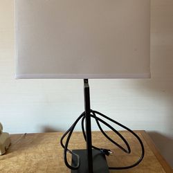 Table Lamp With USB drive