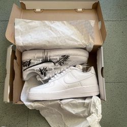 Nike Air Force’s customize