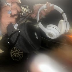 Beats Headphones Solo 3