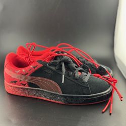 Batman × Suede Classic Big Kid Black Barbados Cherry size4