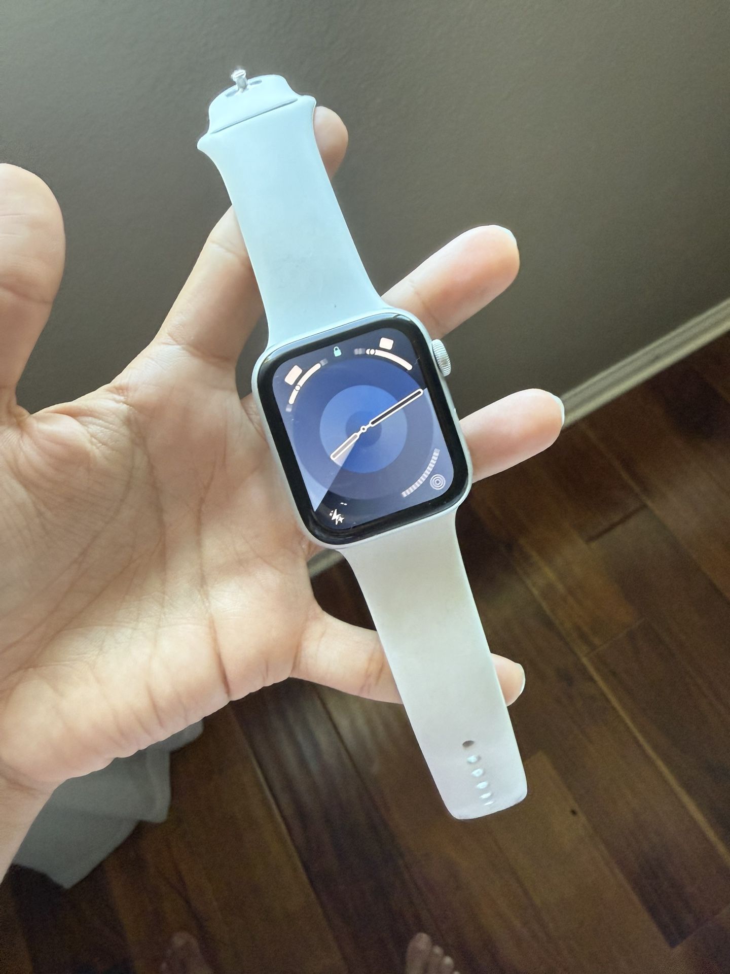 Apple Watch - 42mm (first gen) - White Band