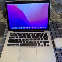 2015 Apple MacBook Pro 13-inch Retina Display 2.7Ghz Dual Core i5 Processor 8gb Ram 256gb Ssd With Charger Works Great 