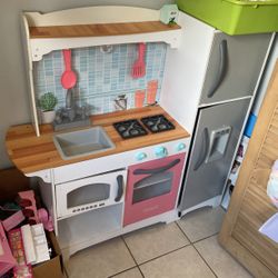Kidkraft Wooden Play Kitchen