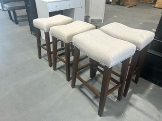 New Set of 4 Wood Barstools 26 in