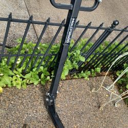 Very Nice Hollywood Hitch Mount Bicycle Rack Holds Three Bicycles 3 In Receiver