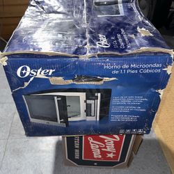 Oster Microwave 