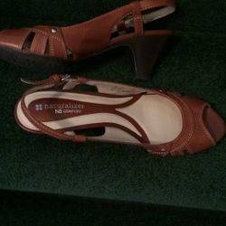 Naturalizer Brown Heeled Shoes