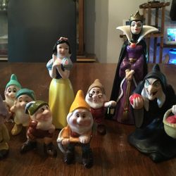 Disney Snow, White And The Seven Dwarfs Queen And Witch Ceramic Figures