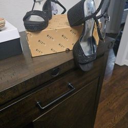 Mix No. 6 (black) size 9 medium / 9 1/2