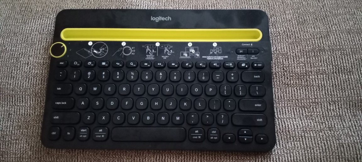 Wireless Bluetooth Keyboard 