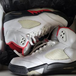 Nike Air Jordan 5 Retro Fire Red Silver Tongue Size 9 2020 DA1911 102