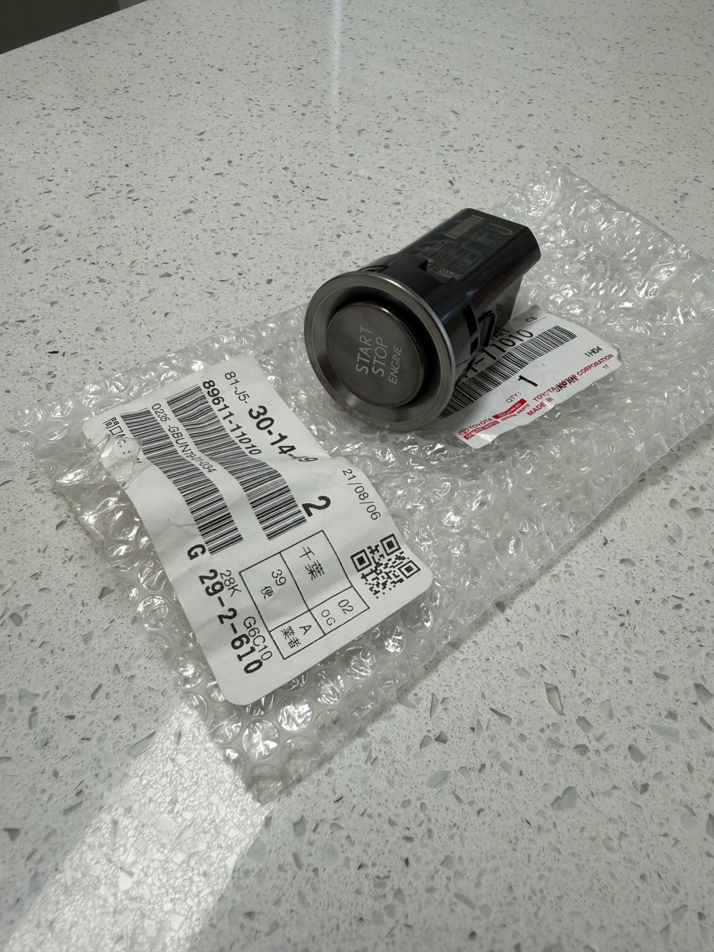 TOYOTA LEXUS Genuine Start Stop Engine Switch Push Button 89611-11010