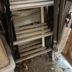 Folding Ladder 