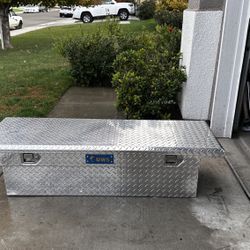 UWS Tool Box 60x20