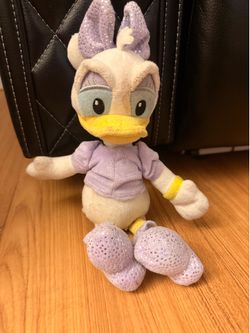 Daisy Duck Plushy