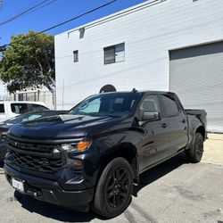 2023 Chevy Silverado Custom 