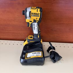 DEWALT DCF850 1/4” IMPACT DRIVER