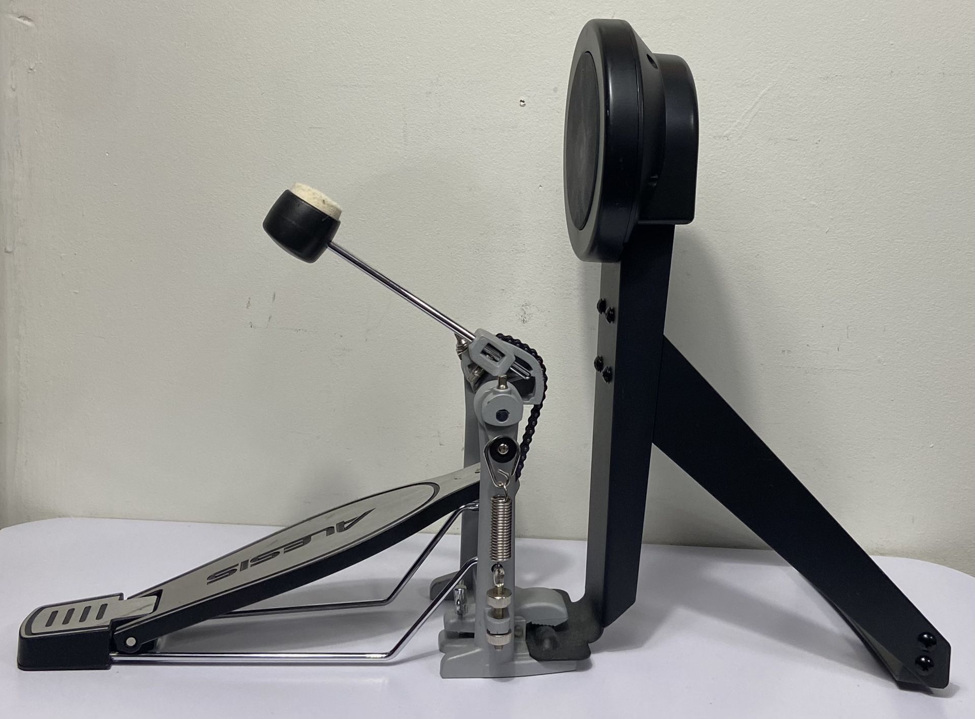 Alesis Kick Drum Pedal with Pad Bass Nitro Forge DM10 DM6 DM7x Electronic DMPad (#1093)