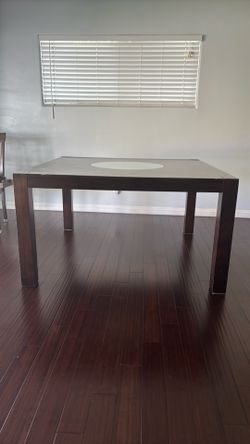 Dinning table