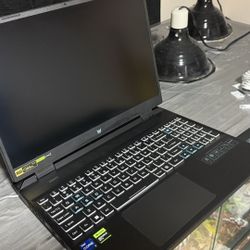 Gaming Laptop - 13700/4050