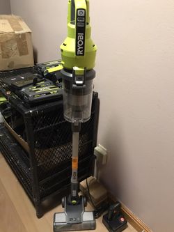 Ryobi One+ 18v Cordless Stick Vaccum
