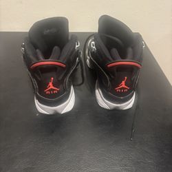Black Red And White Six Ring Jordans Size 6 