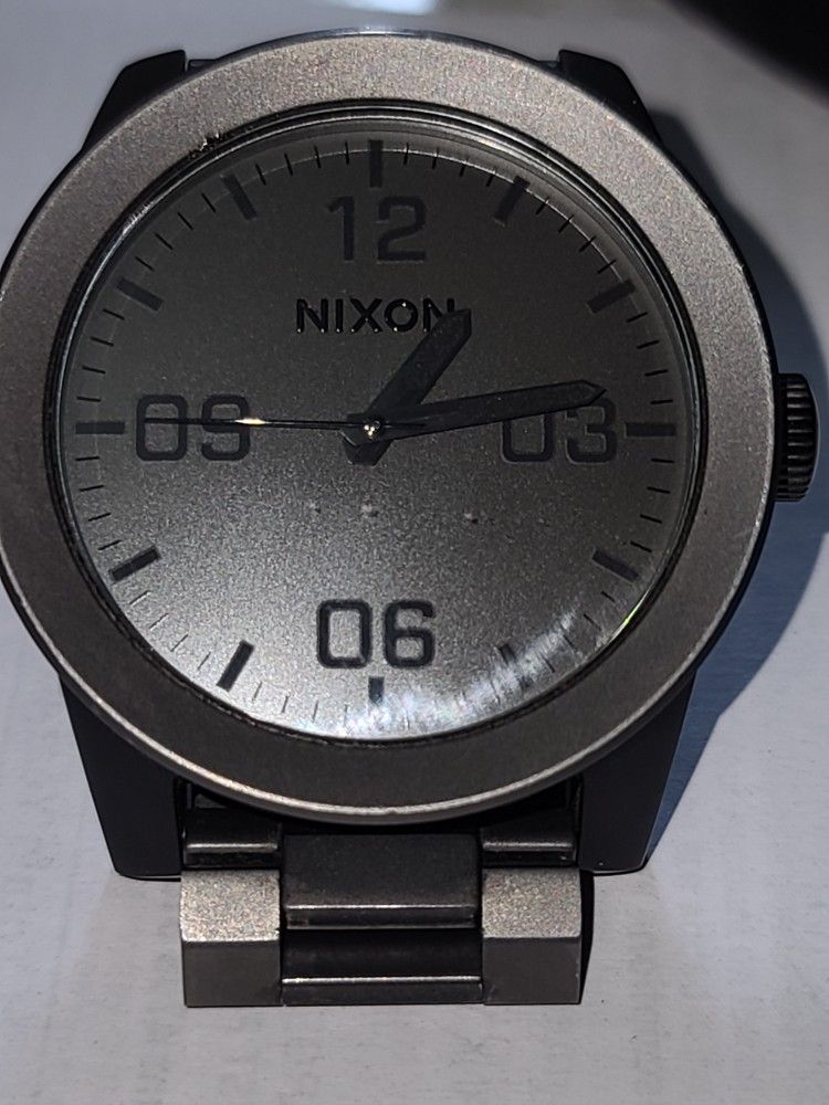 Nixon BIG Face Watch