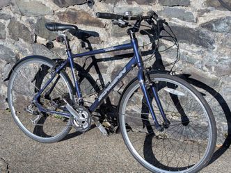 Schwinn Hybrid/Commuter Bike