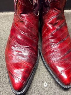 Eel skin cowboy boots 9 1/2