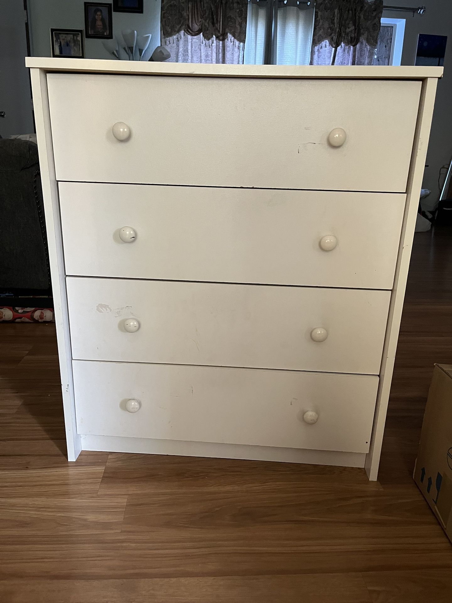 4 Drawer Dresser